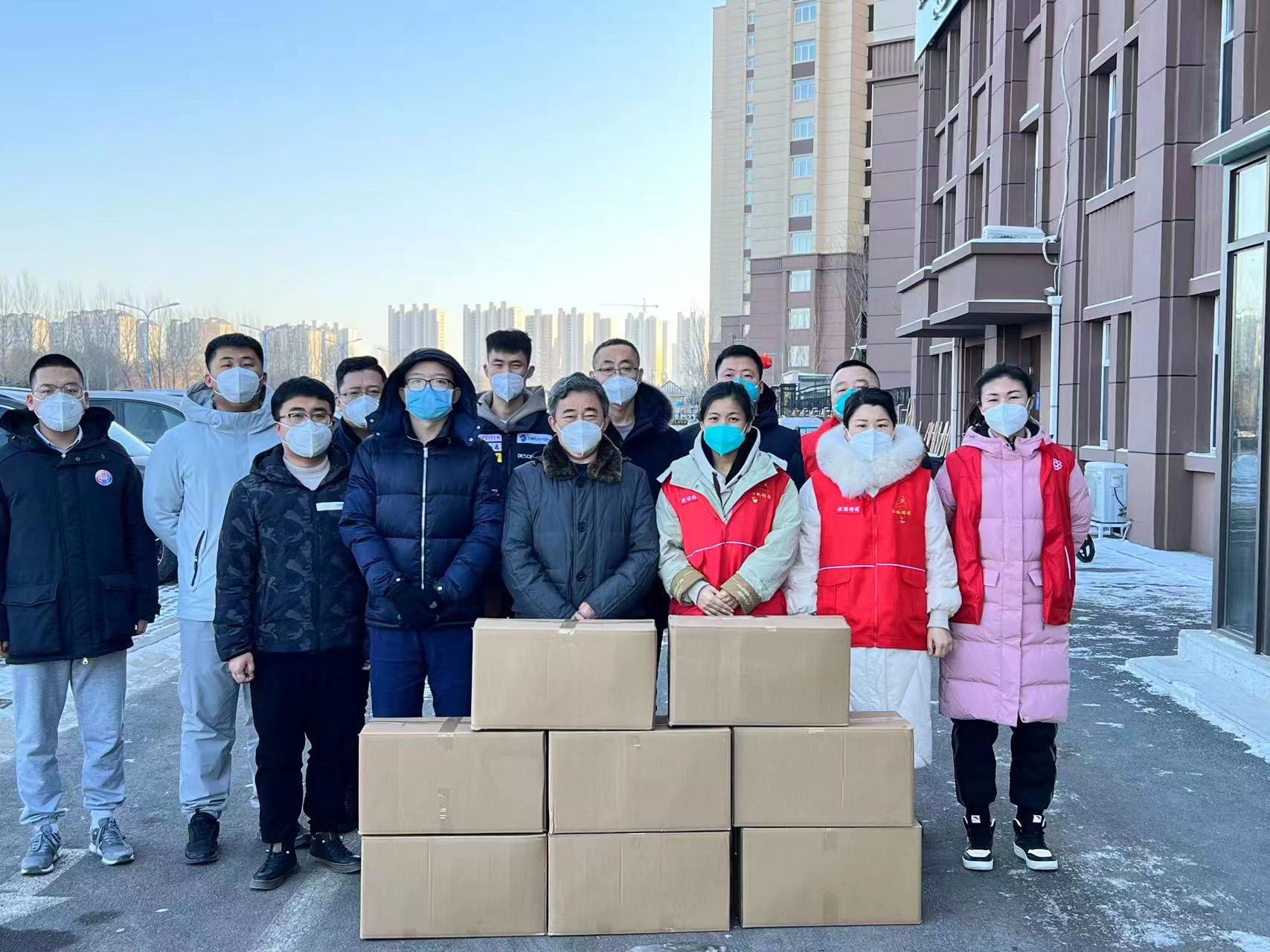 2023年1月3日向臨水社區贈送蔬菜包